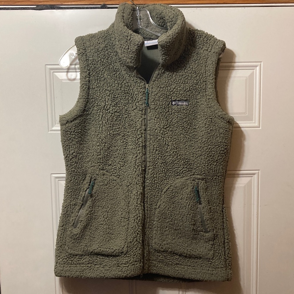 Columbia‎ Sage Green Sherpa Vest M